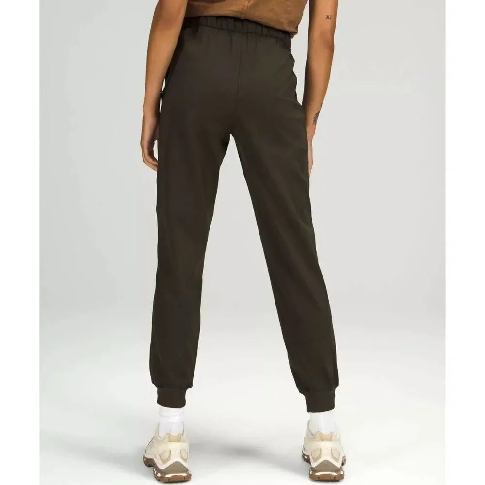 Lululemon Keep Moving Olive Green Luxtreme Jogger Pants W5CV4S women’s Size 0